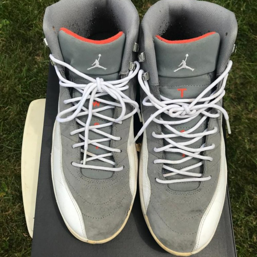 Air Jordan 12